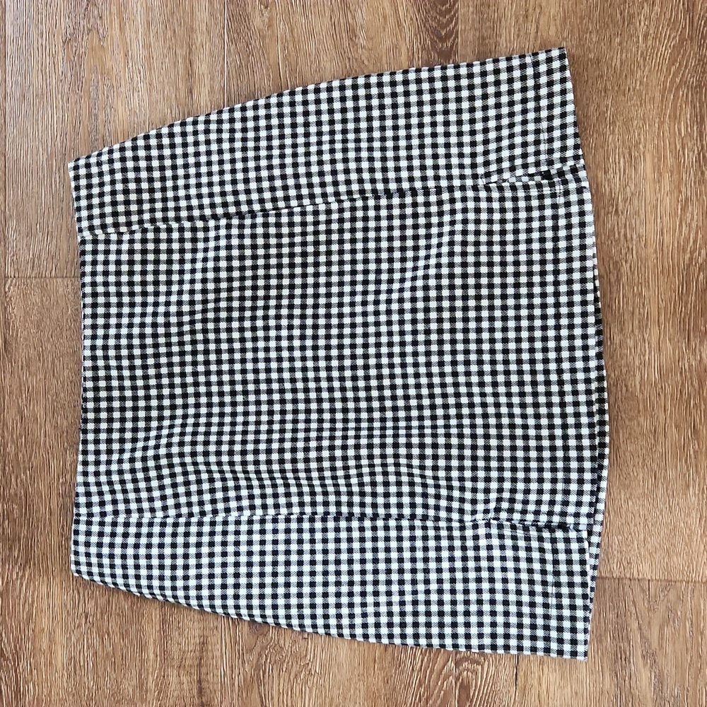 Eyeshadow Black & White Checkered Mini Skirt, size 3